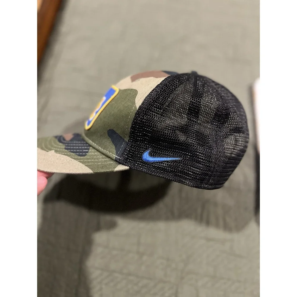 Nike university of‎ pittsburgh Trucker Style Snap Back Hat Camo And Black